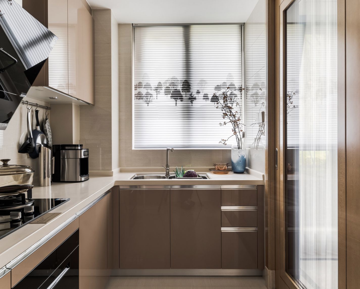 尊龙集团 (中国区)官方网站